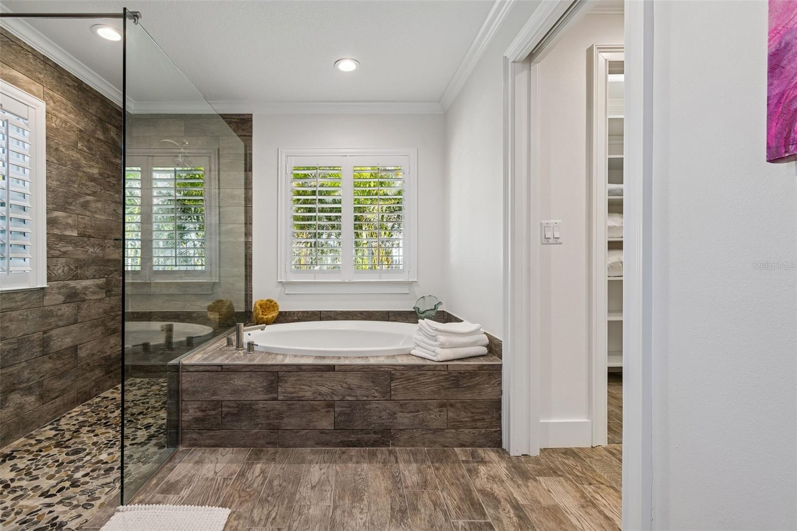 SHORE ACRES RESUBDIVIDED - Residential