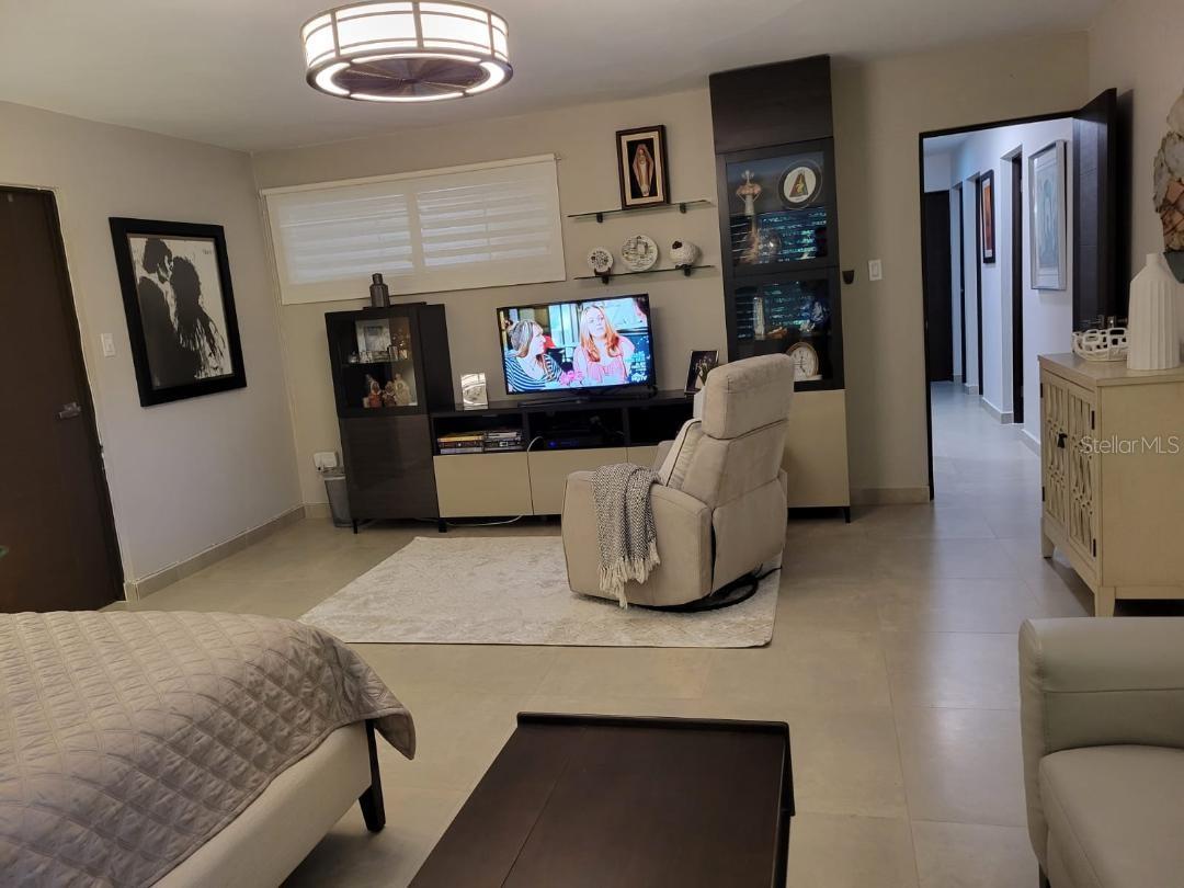 VALLE ESCONDIDO ESTATES - Residential
