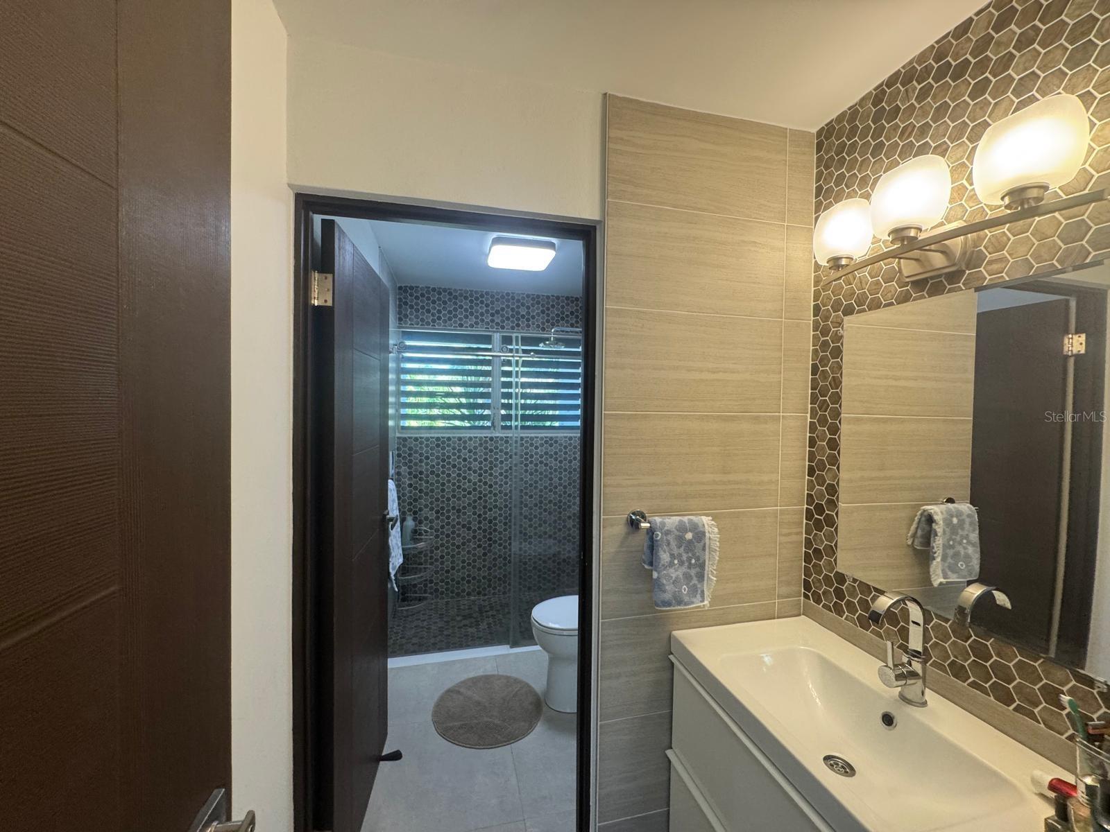 VALLE ESCONDIDO ESTATES - Residential