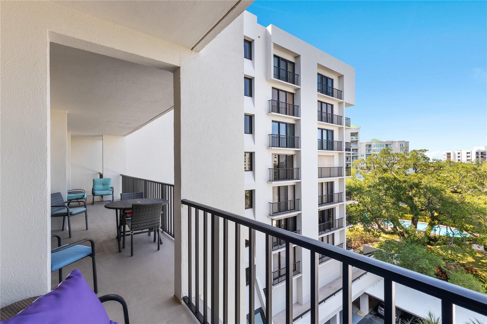 BELLEVIEW BILTMORE VILLAS OAKS 150 - Residential