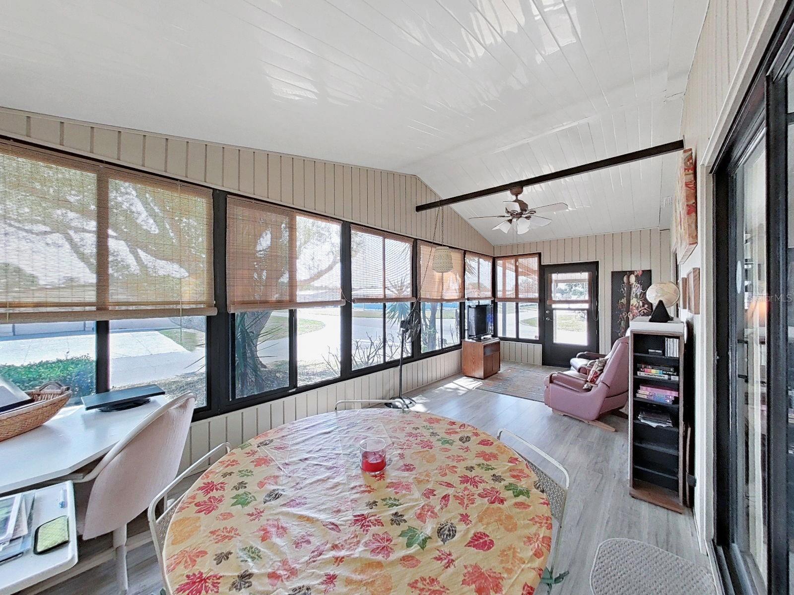 FOXWOOD LAKE ESTATES PH 01 - Residential