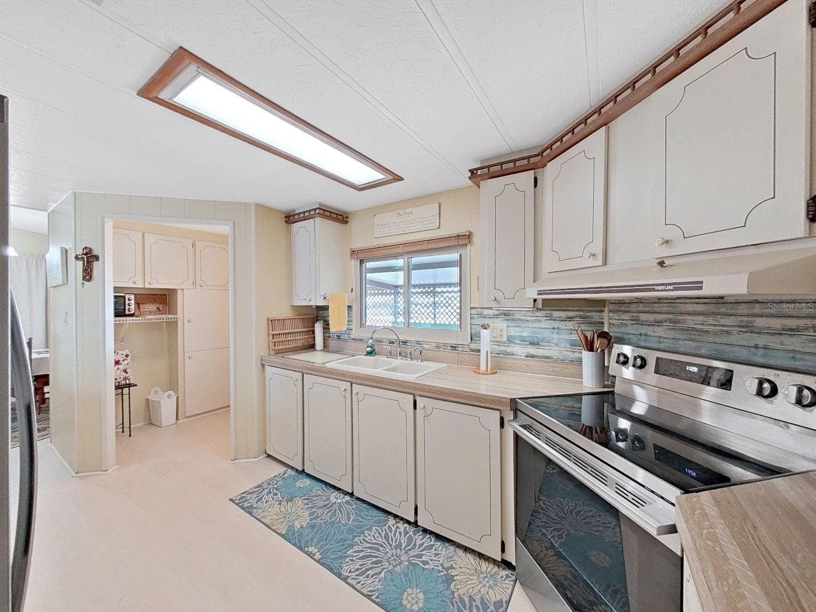 FOXWOOD LAKE ESTATES PH 01 - Residential