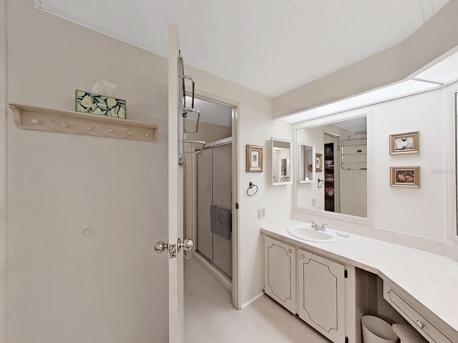 FOXWOOD LAKE ESTATES PH 01 - Residential