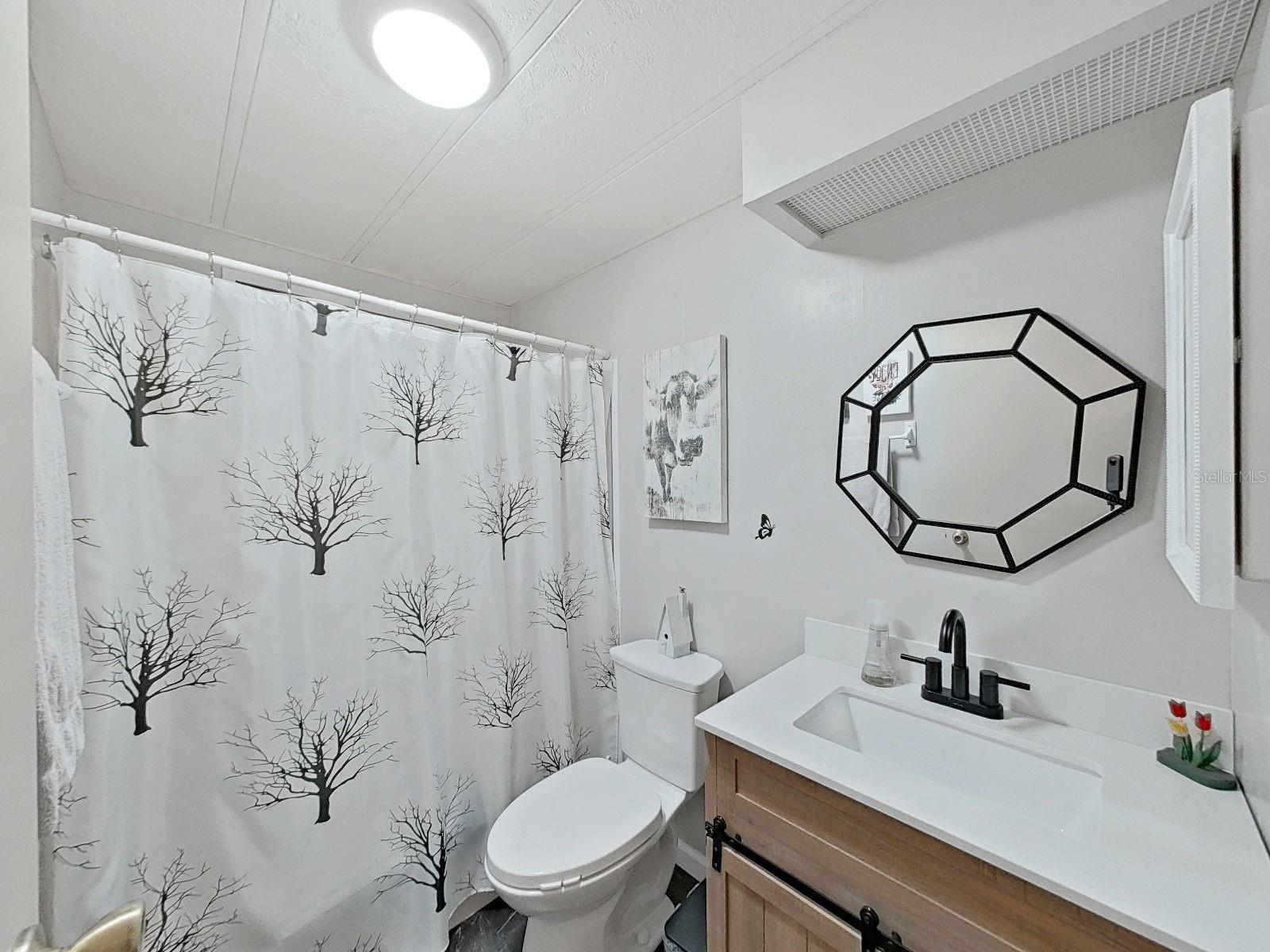 FOXWOOD LAKE ESTATES PH 01 - Residential