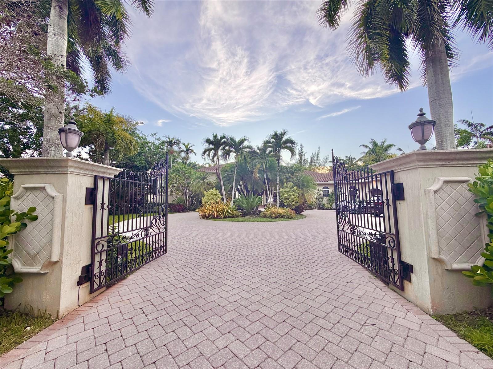 471 RANCH ROAD