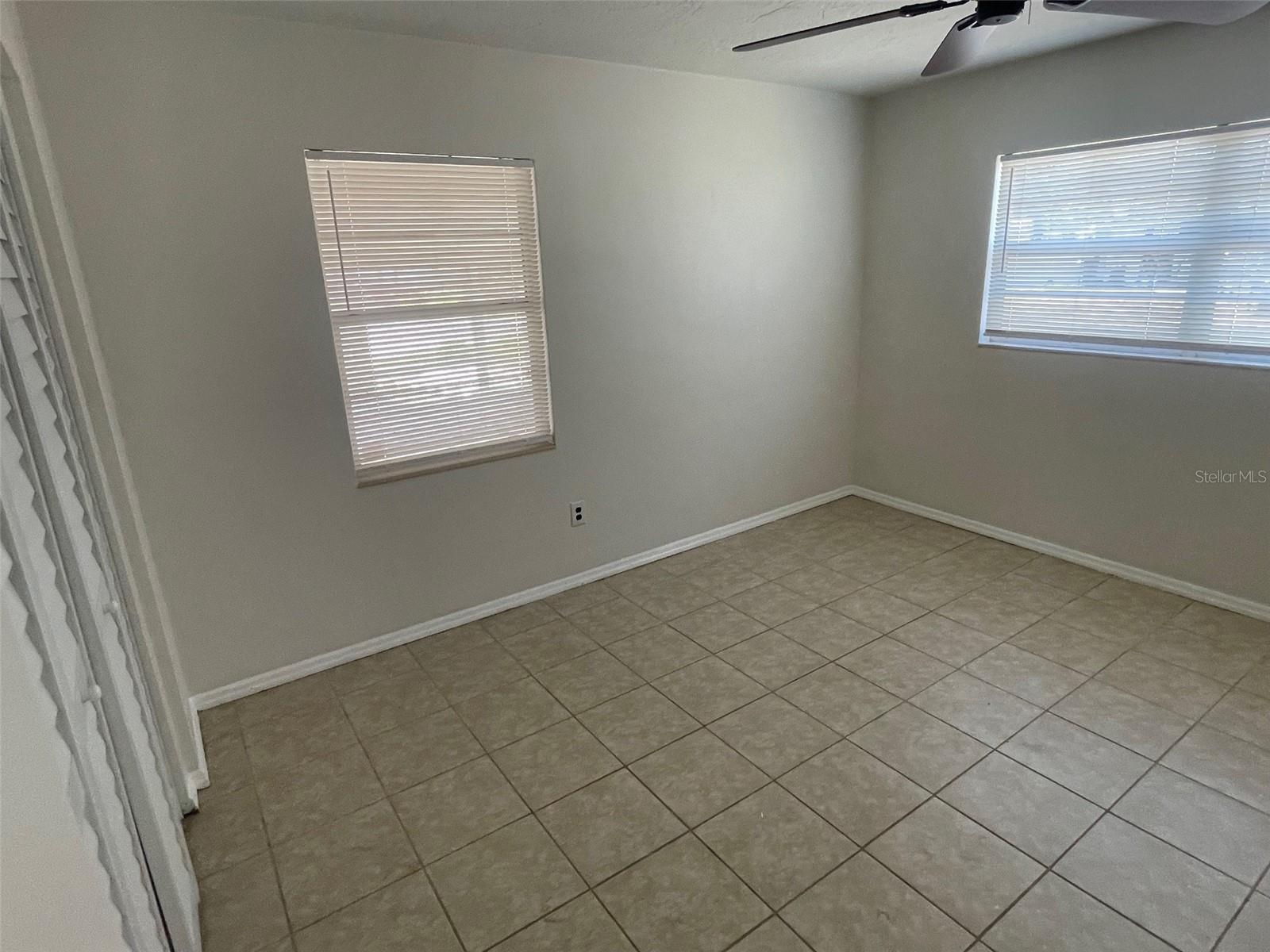 BAYSHORE GARDENS SEC 3 - Residential Lease