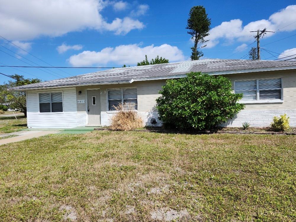 BAYSHORE GARDENS SEC 3 - Residential Lease