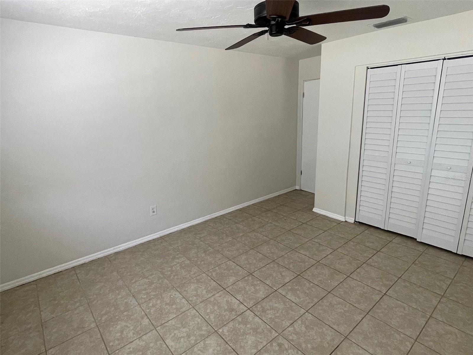 BAYSHORE GARDENS SEC 3 - Residential Lease