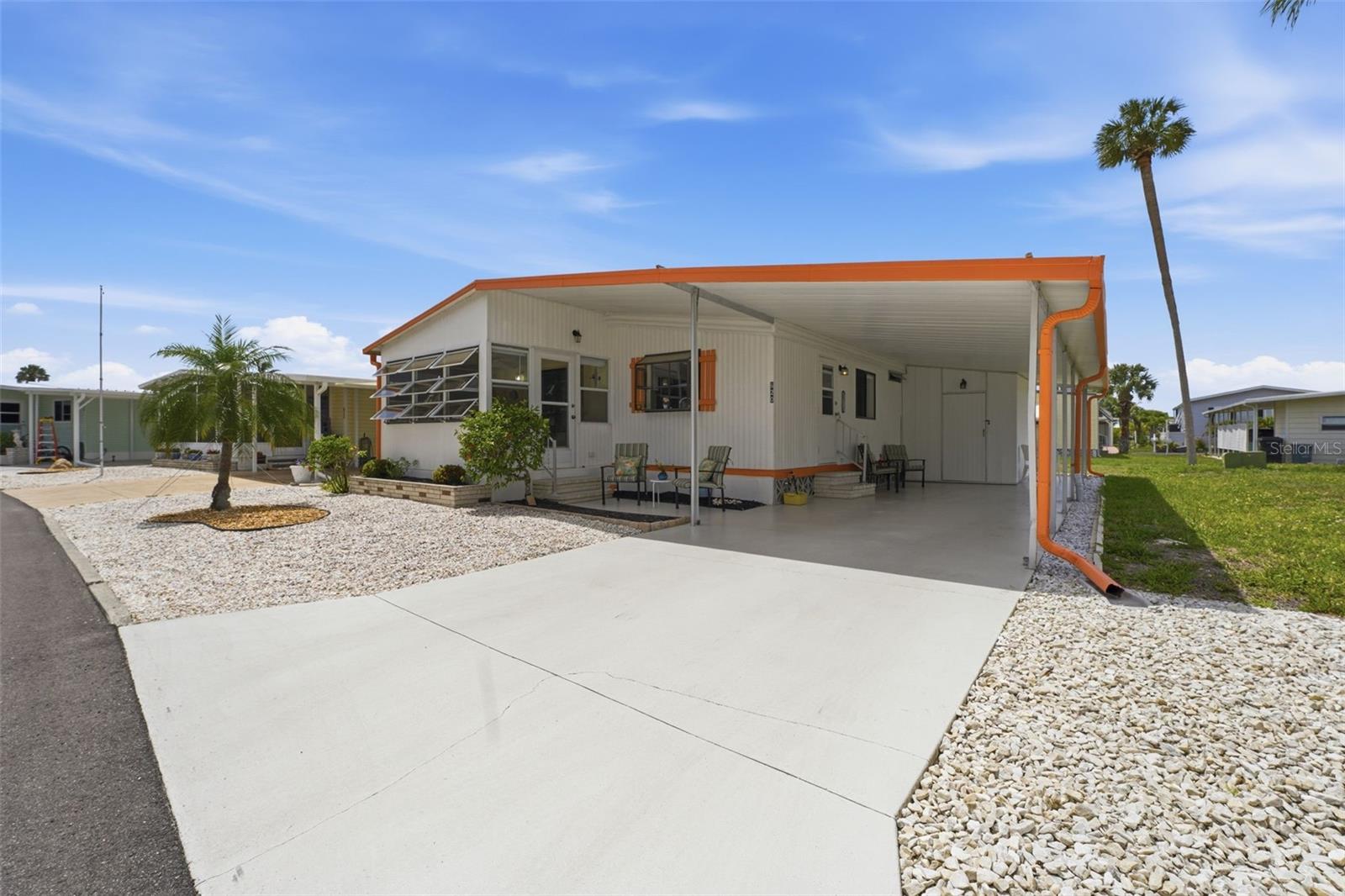 VENICE ISLE - Residential