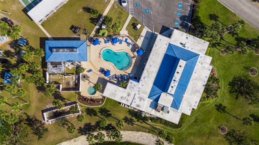 Photo of 620 Cervina Drive S, Venice, FL 34285 (MLS # N6143792)