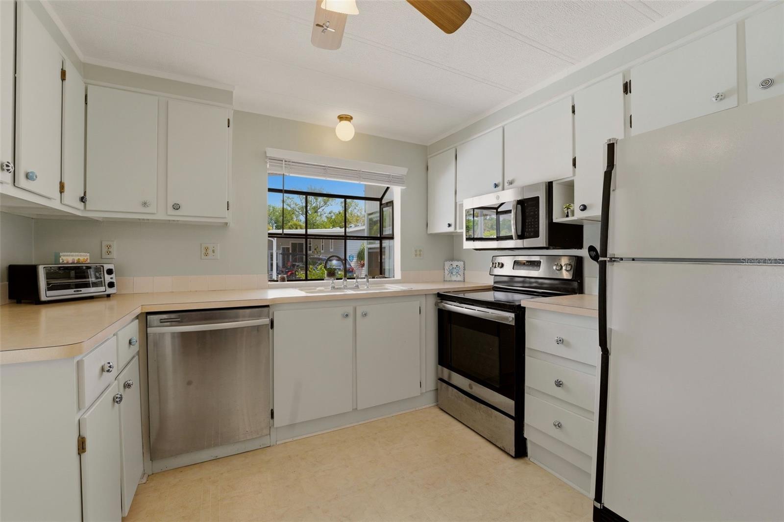 VENICE ISLE - Residential