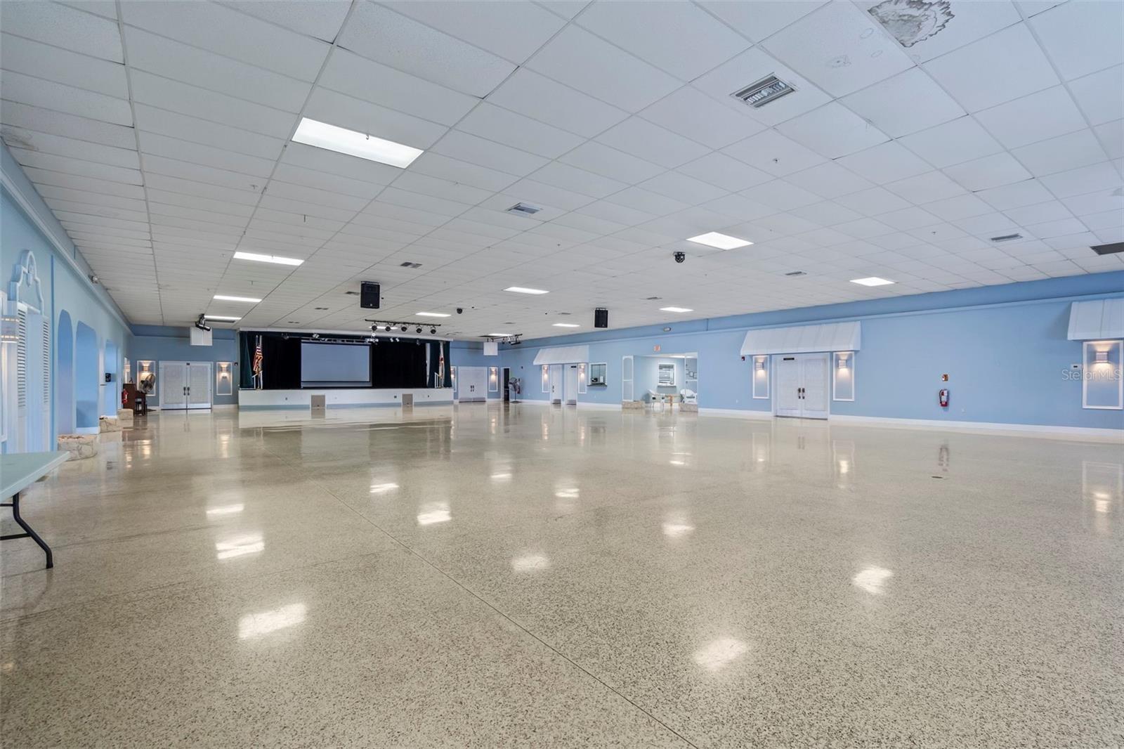 VENICE ISLE - Residential