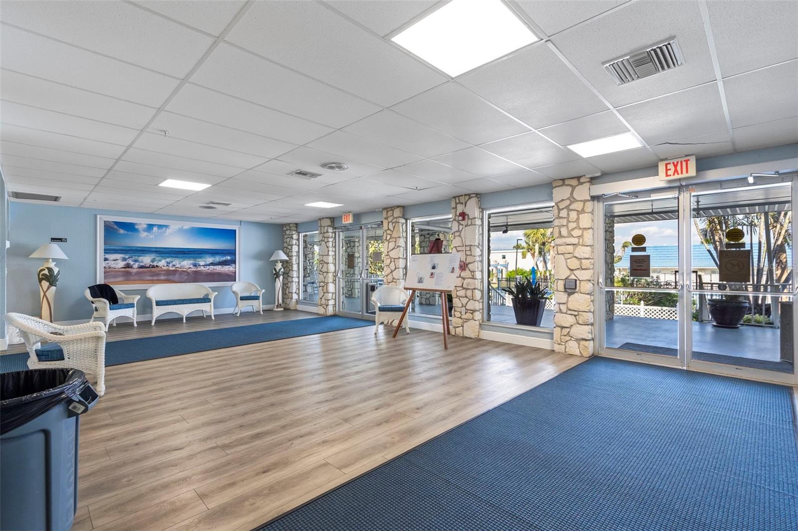 VENICE ISLE - Residential