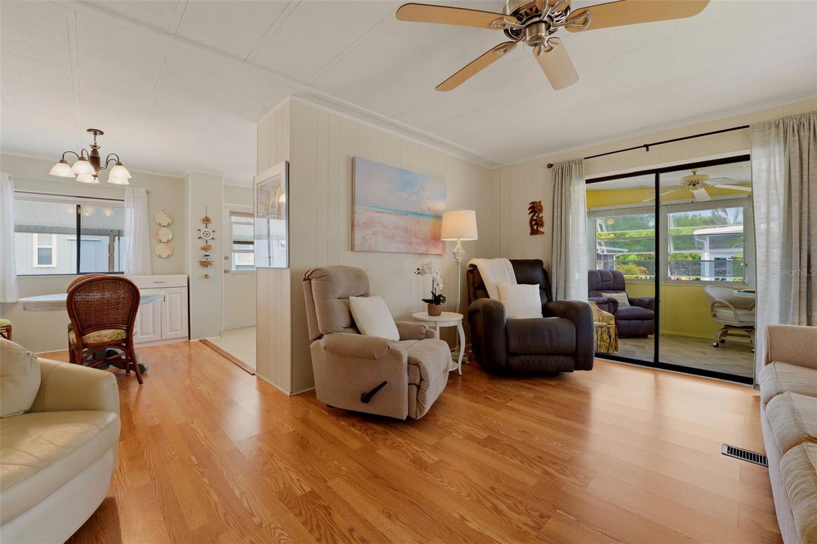 VENICE ISLE - Residential