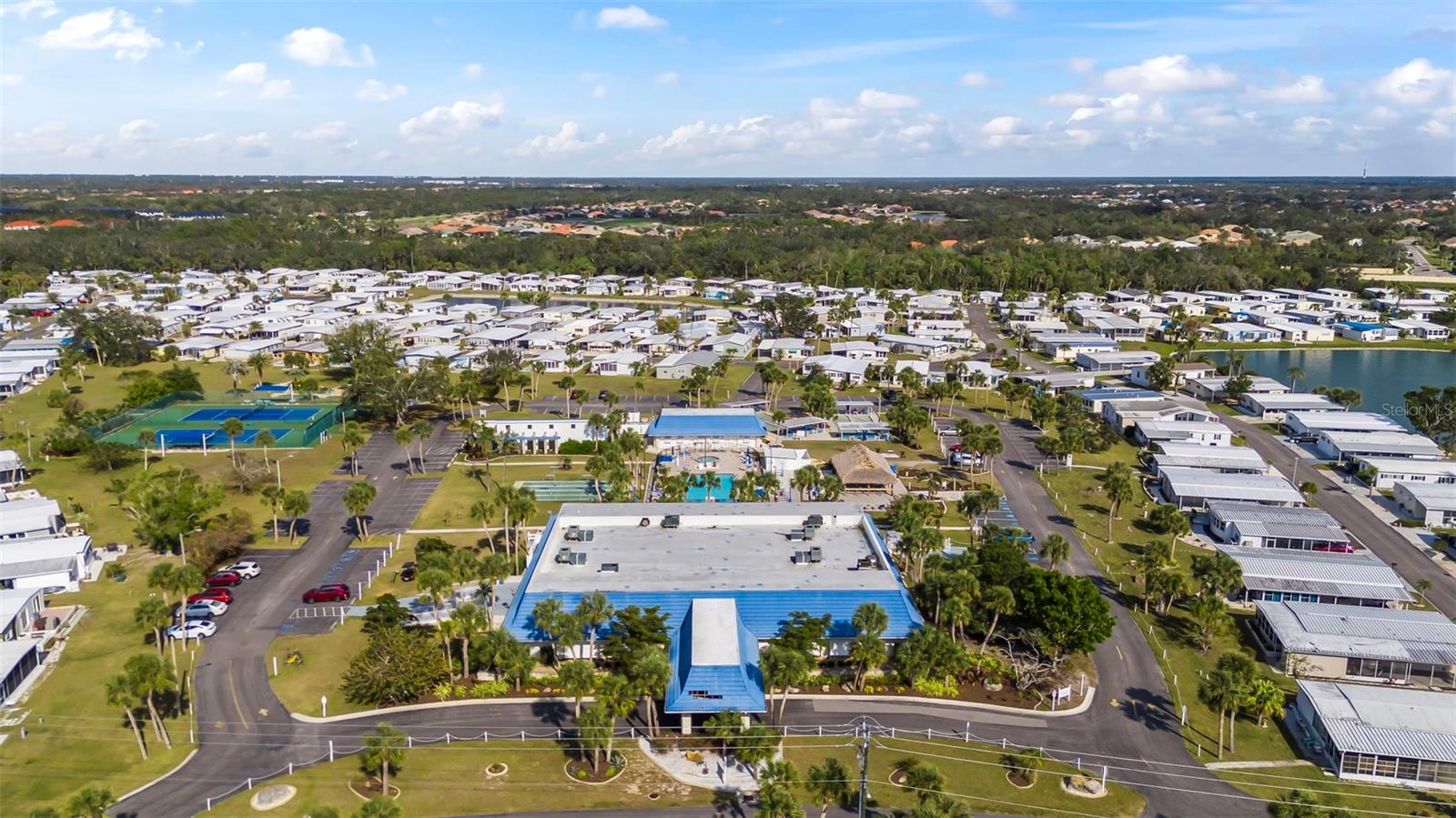 VENICE ISLE - Residential