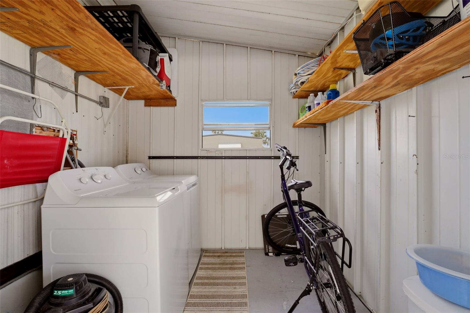 VENICE ISLE - Residential