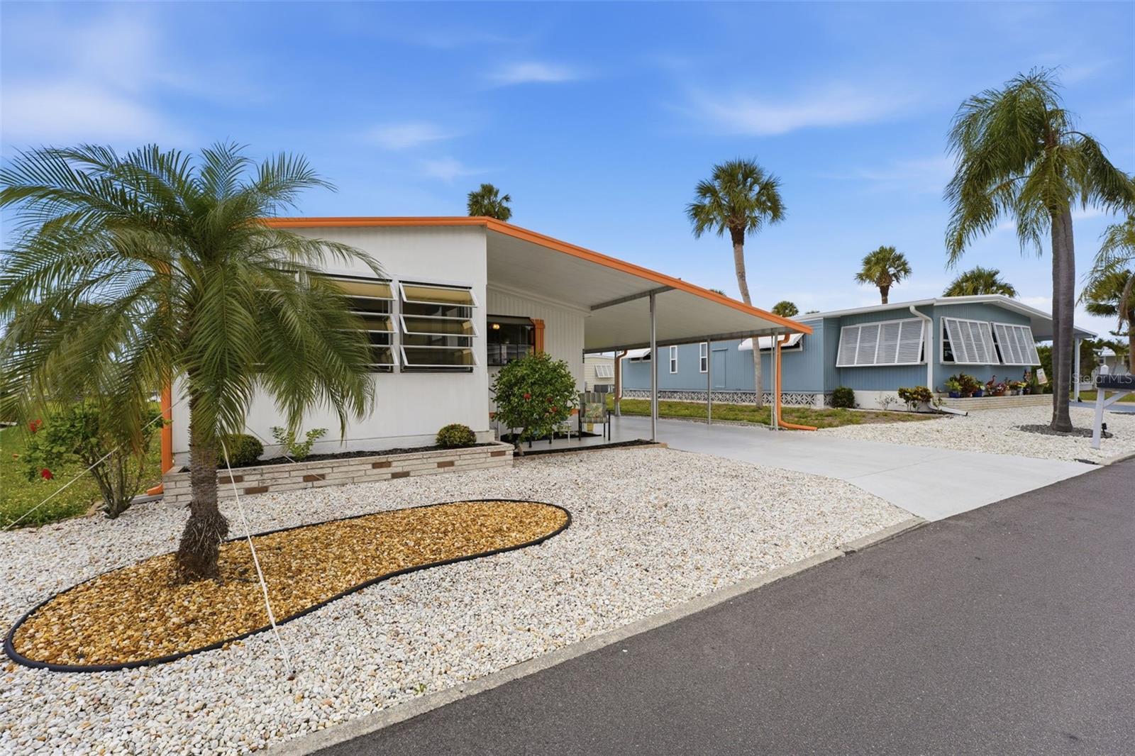 VENICE ISLE - Residential