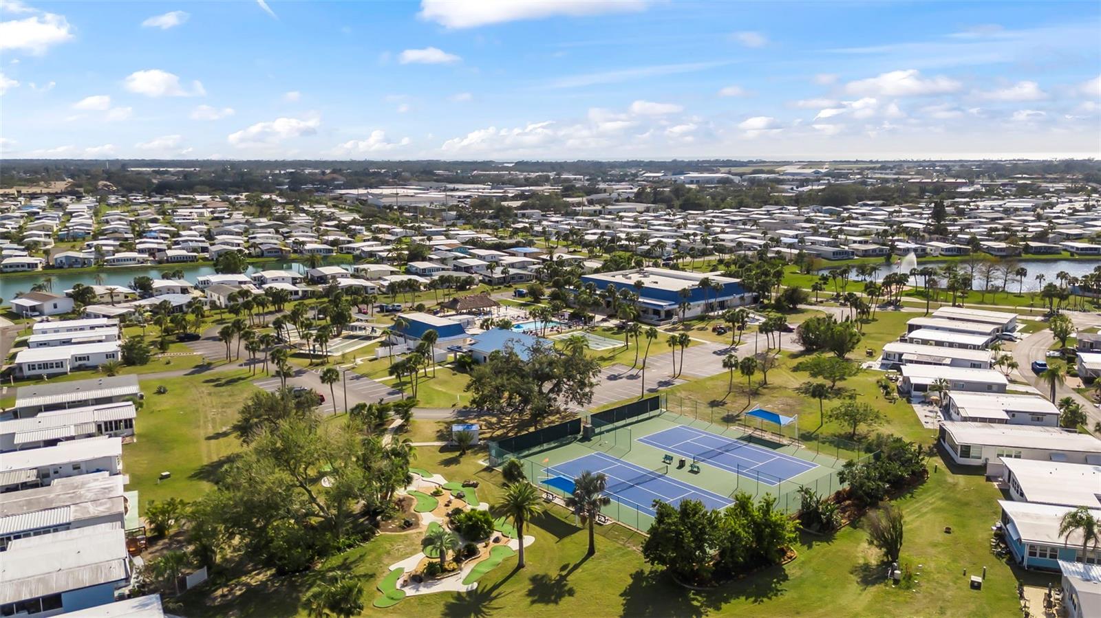 VENICE ISLE - Residential