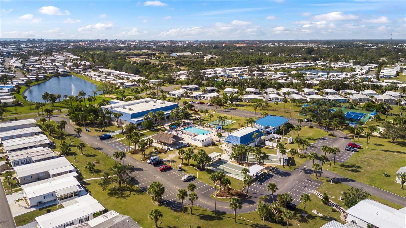 VENICE ISLE - Residential