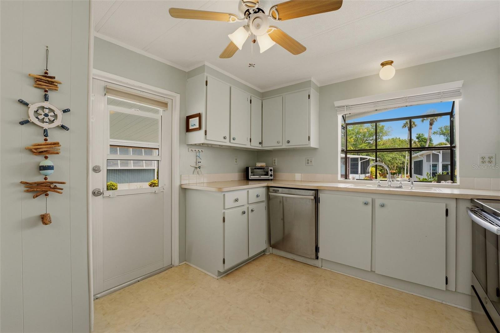 VENICE ISLE - Residential