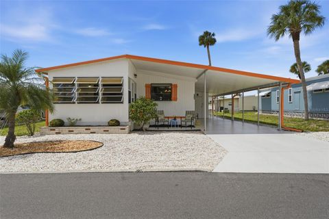 Photo of 620 Cervina Drive S, Venice, FL 34285 (MLS # N6143792)