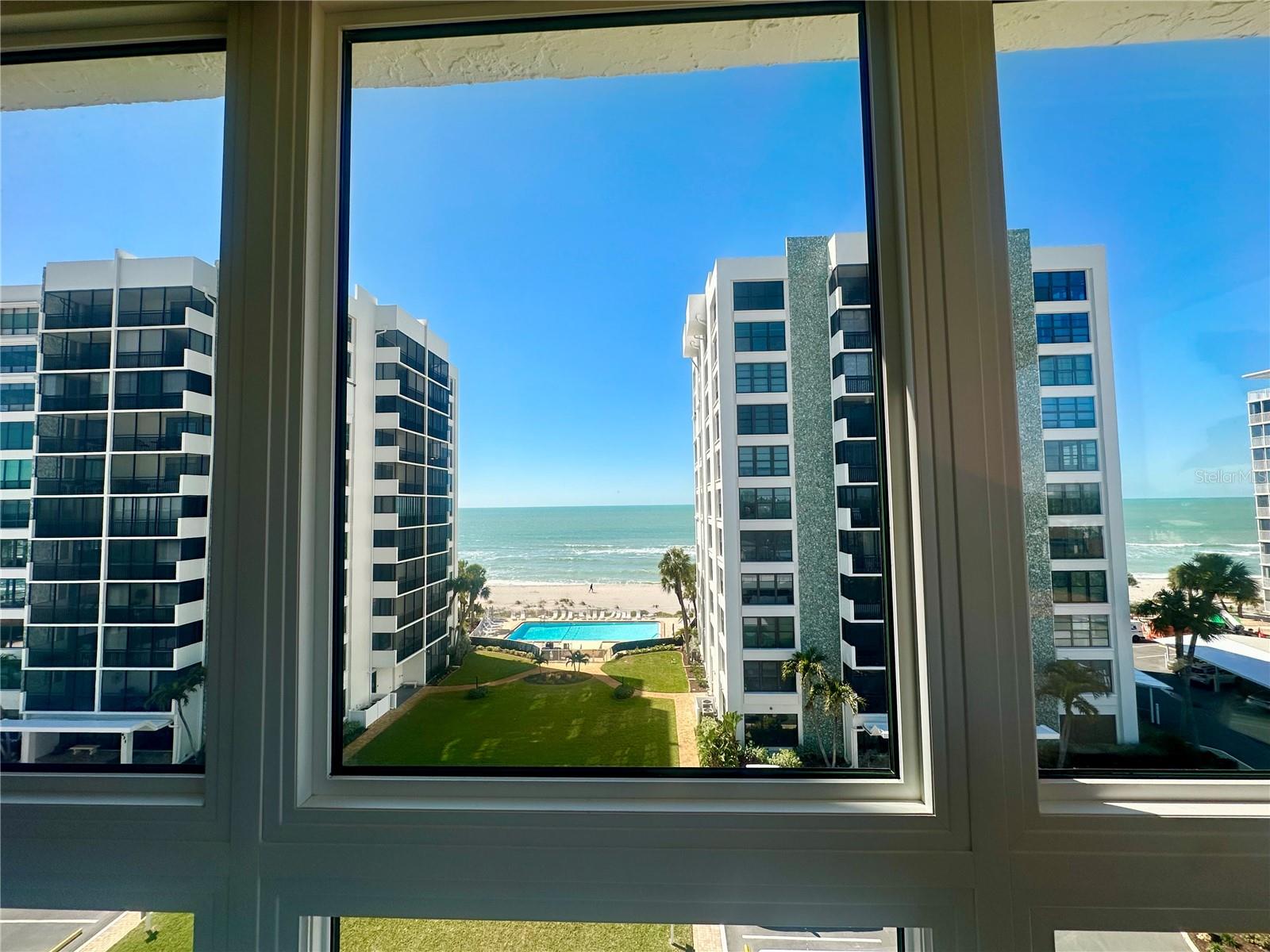 VALENCIA CONDO APTS - Residential