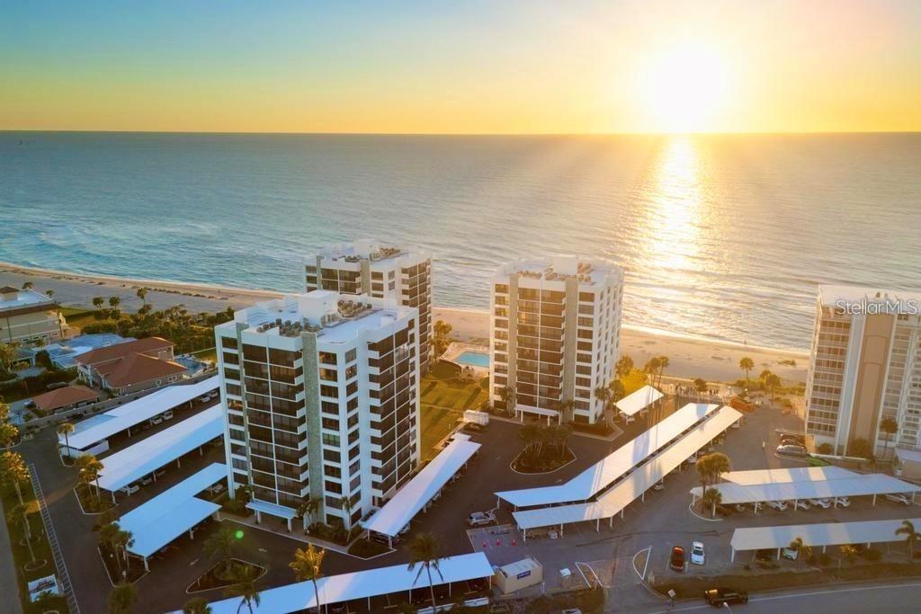 VALENCIA CONDO APTS - Residential