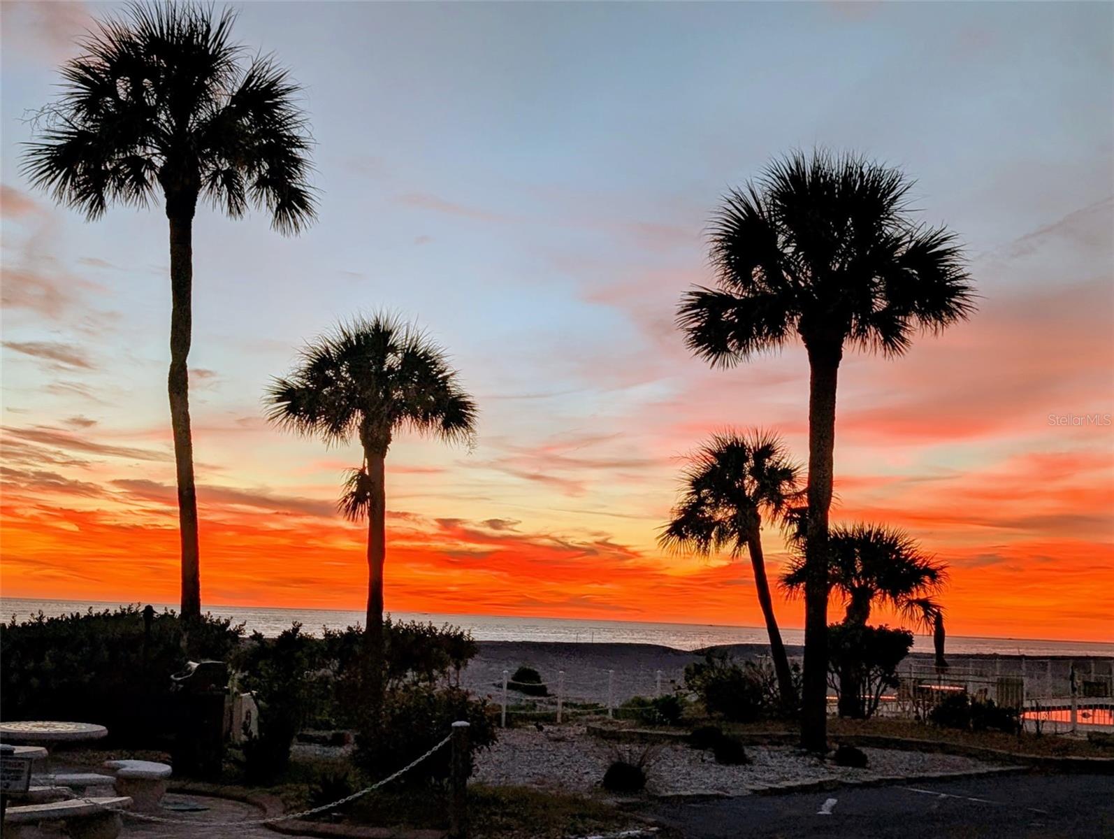 VALENCIA CONDO APTS - Residential