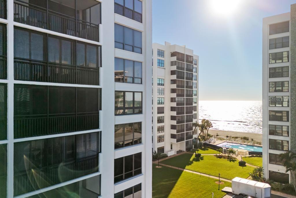 VALENCIA CONDO APTS - Residential