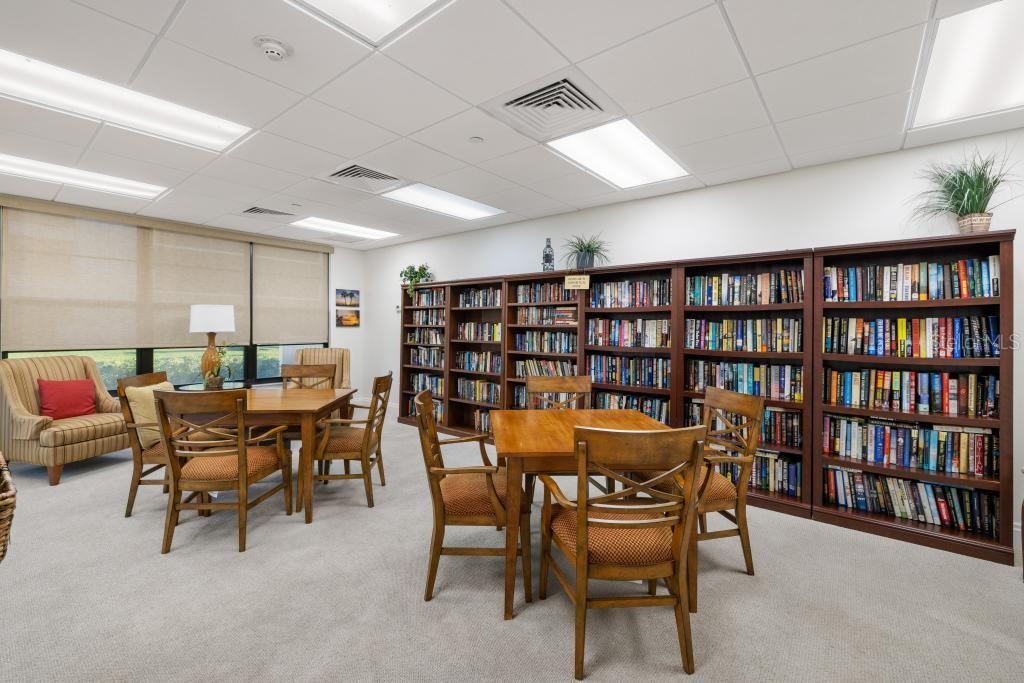 VALENCIA CONDO APTS - Residential