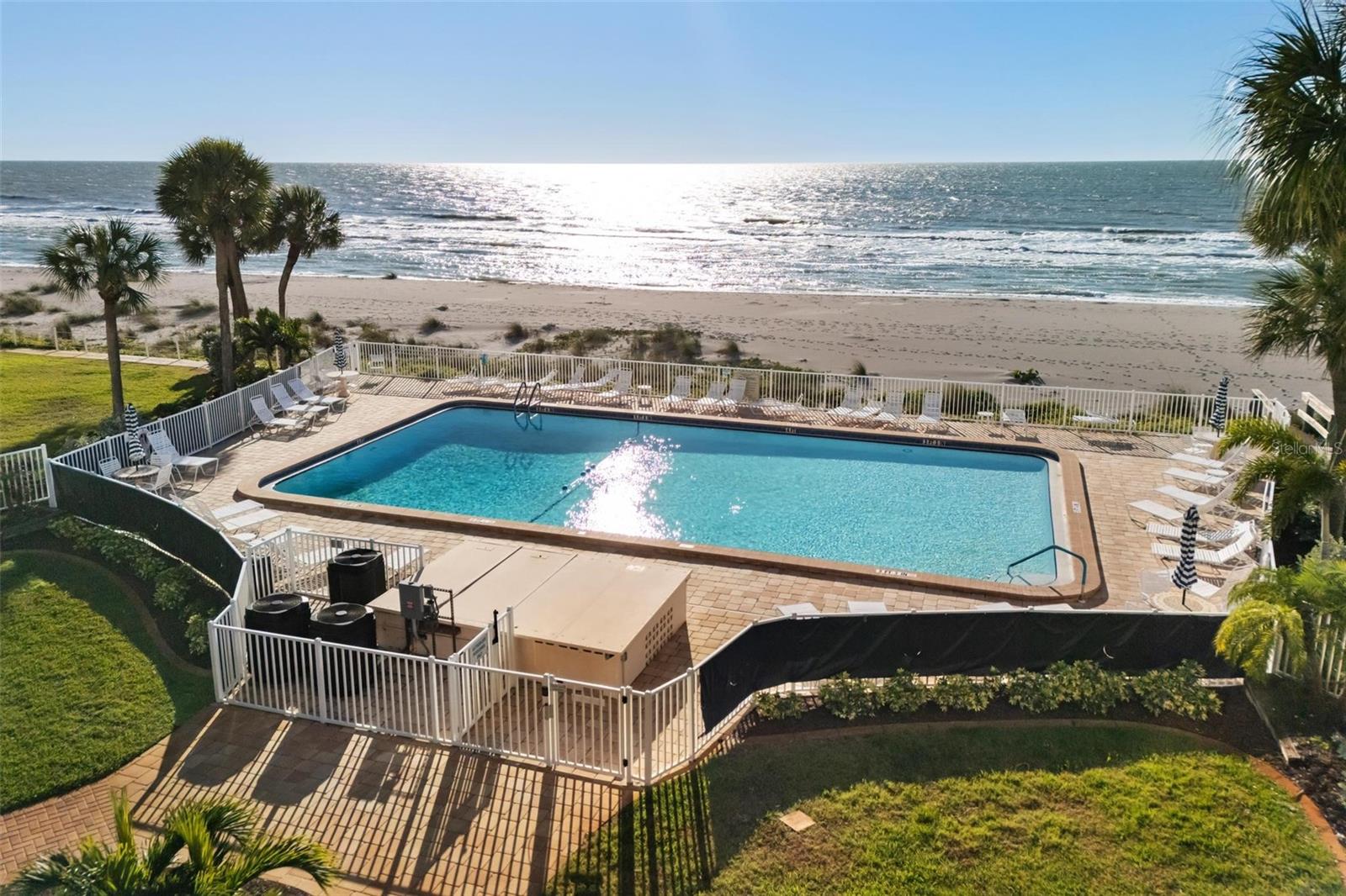 VALENCIA CONDO APTS - Residential