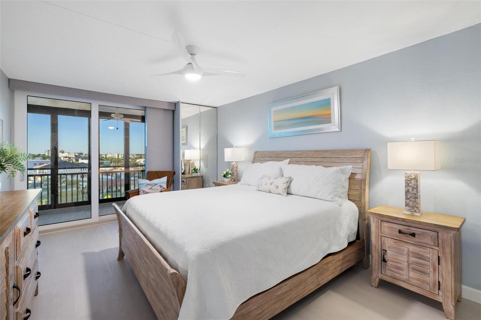 VALENCIA CONDO APTS - Residential