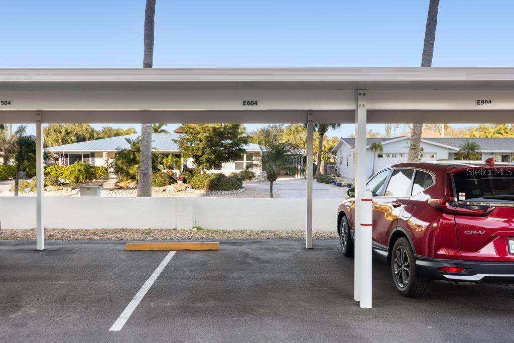 VALENCIA CONDO APTS - Residential