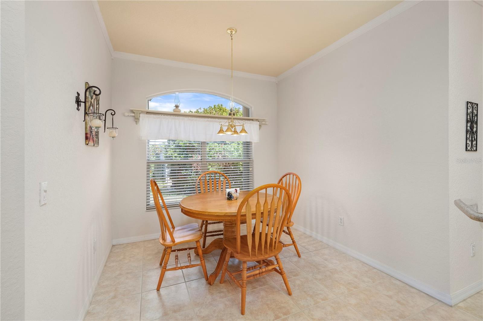 KINGS GATE PH 02 - Residential