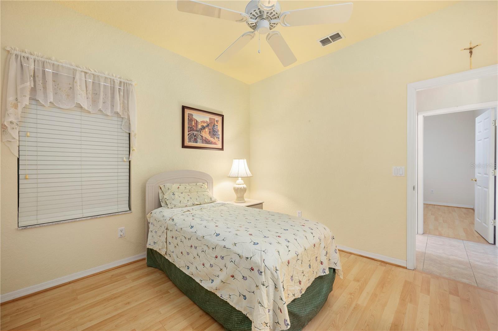 KINGS GATE PH 02 - Residential