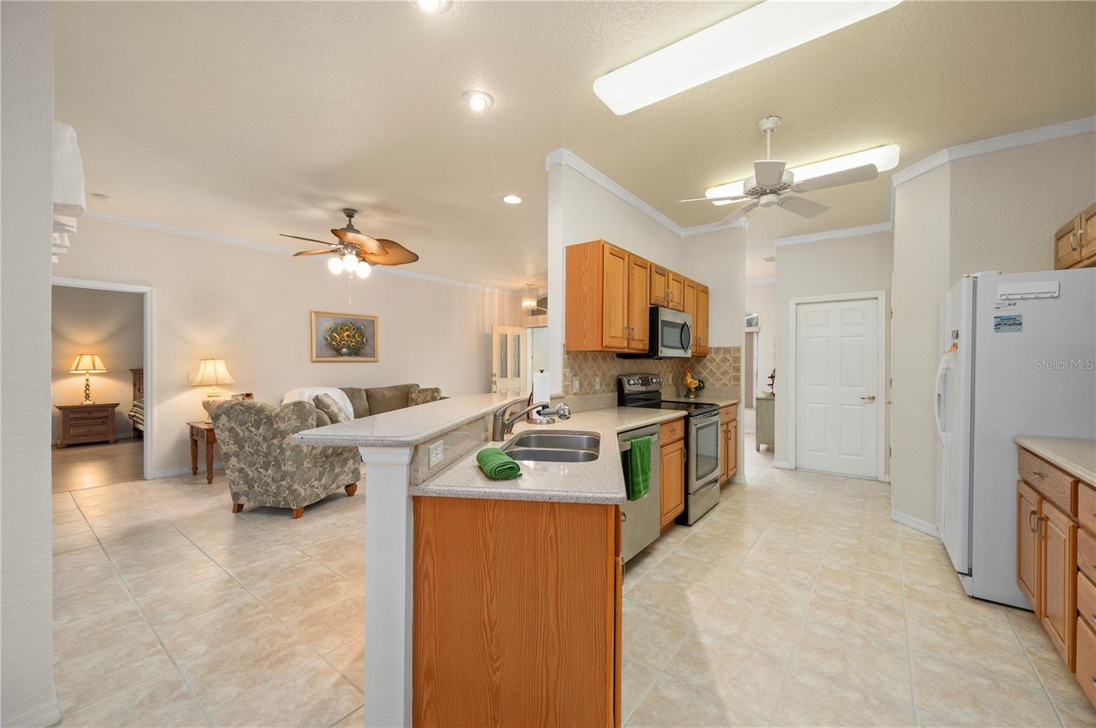 KINGS GATE PH 02 - Residential