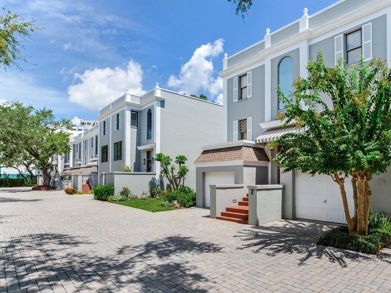 5010 BAYSHORE BOULEVARD 7
