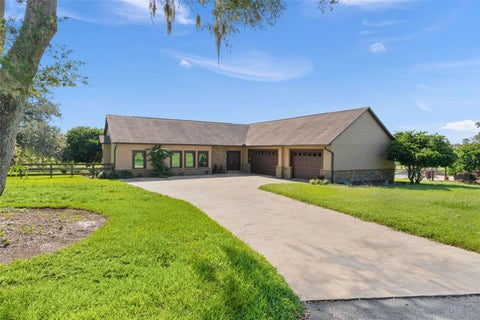 Tiny photo for 16215 Douglas Road, Groveland, FL 34736 (MLS # G5116577)