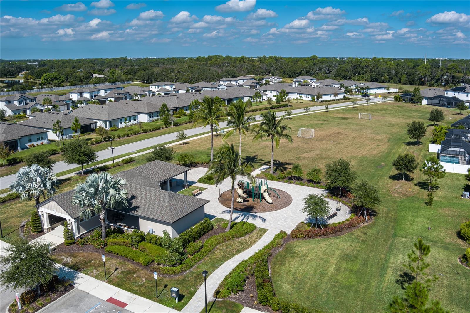 HIDDEN CREEK - Residential Lease