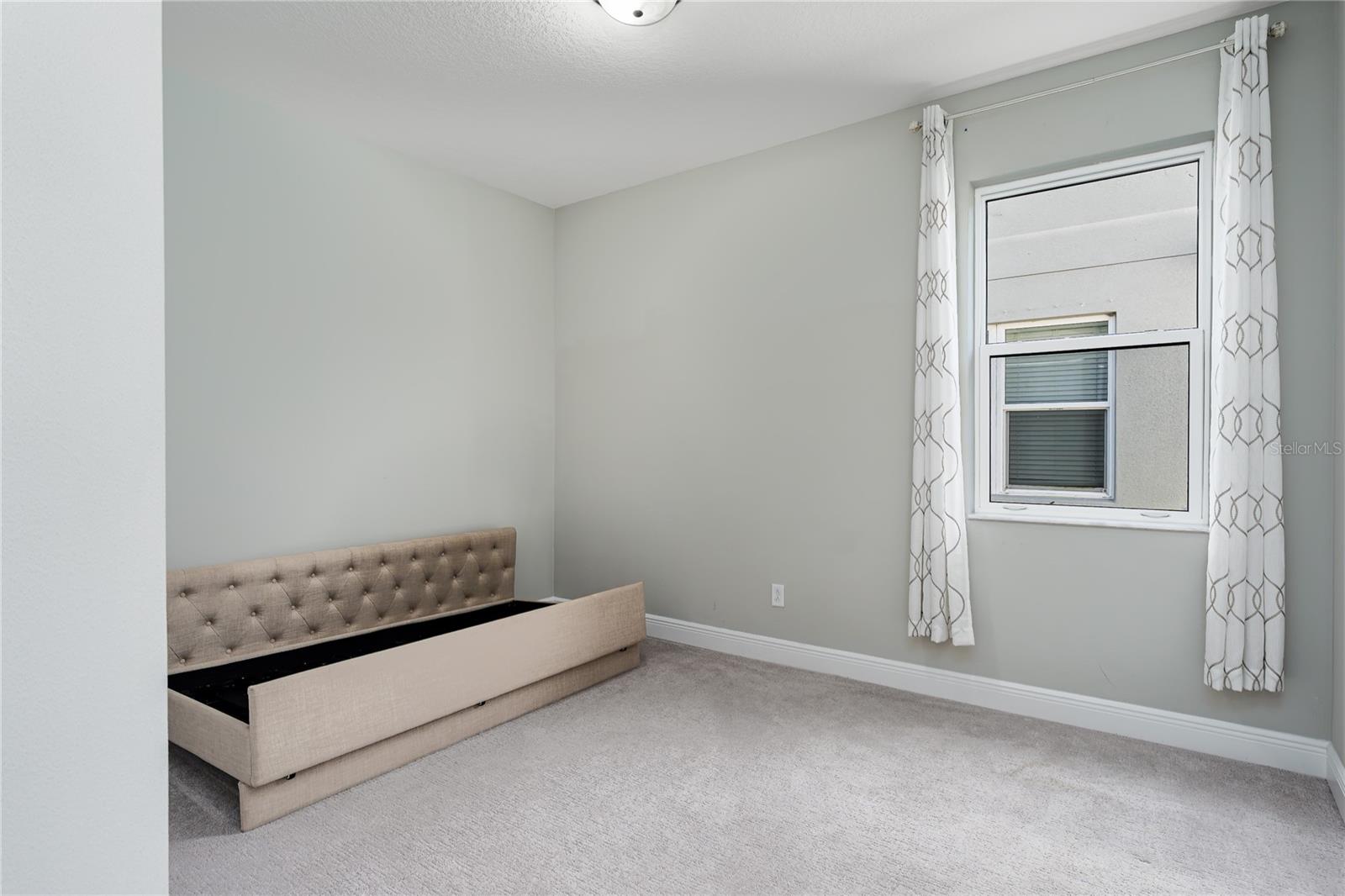 HIDDEN CREEK - Residential Lease