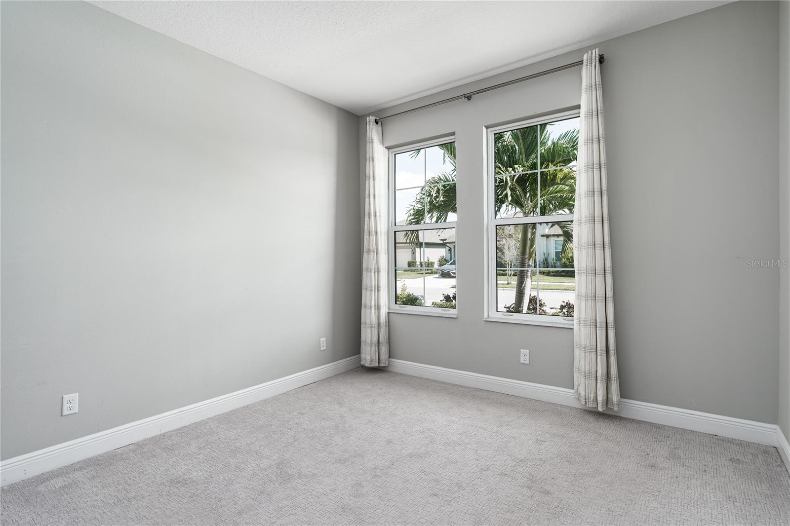 HIDDEN CREEK - Residential Lease