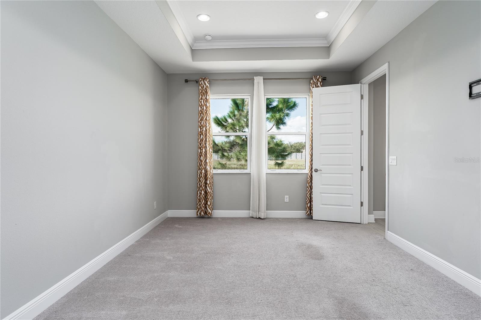 HIDDEN CREEK - Residential Lease