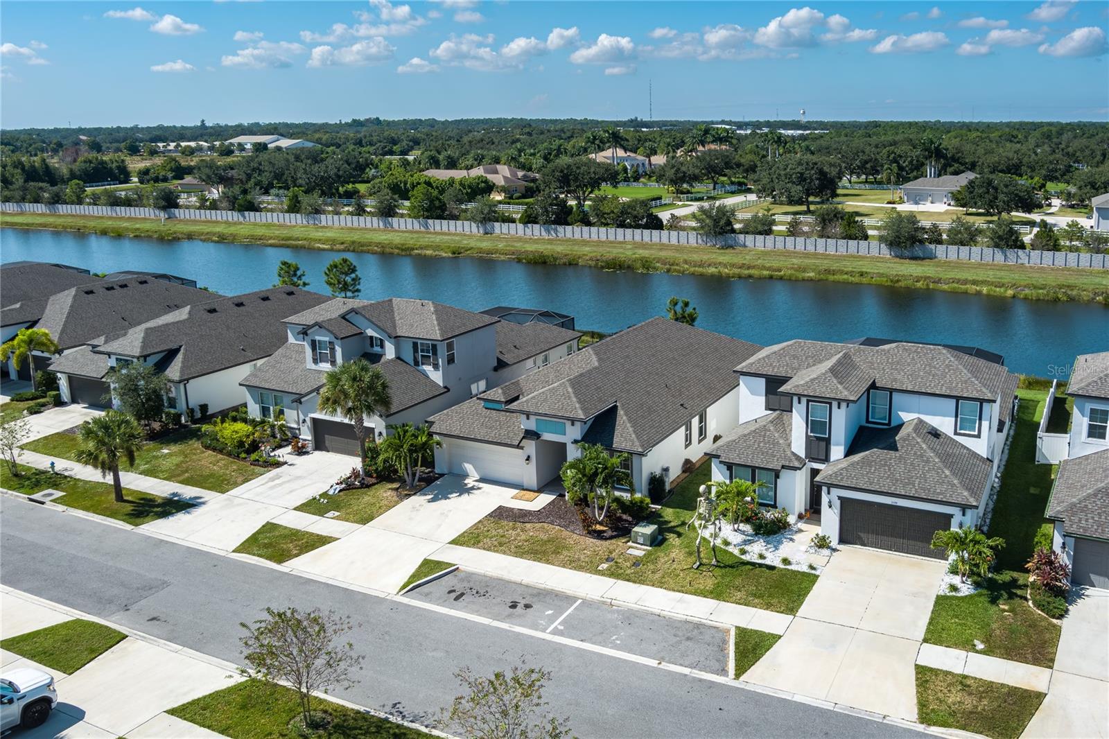 HIDDEN CREEK - Residential Lease