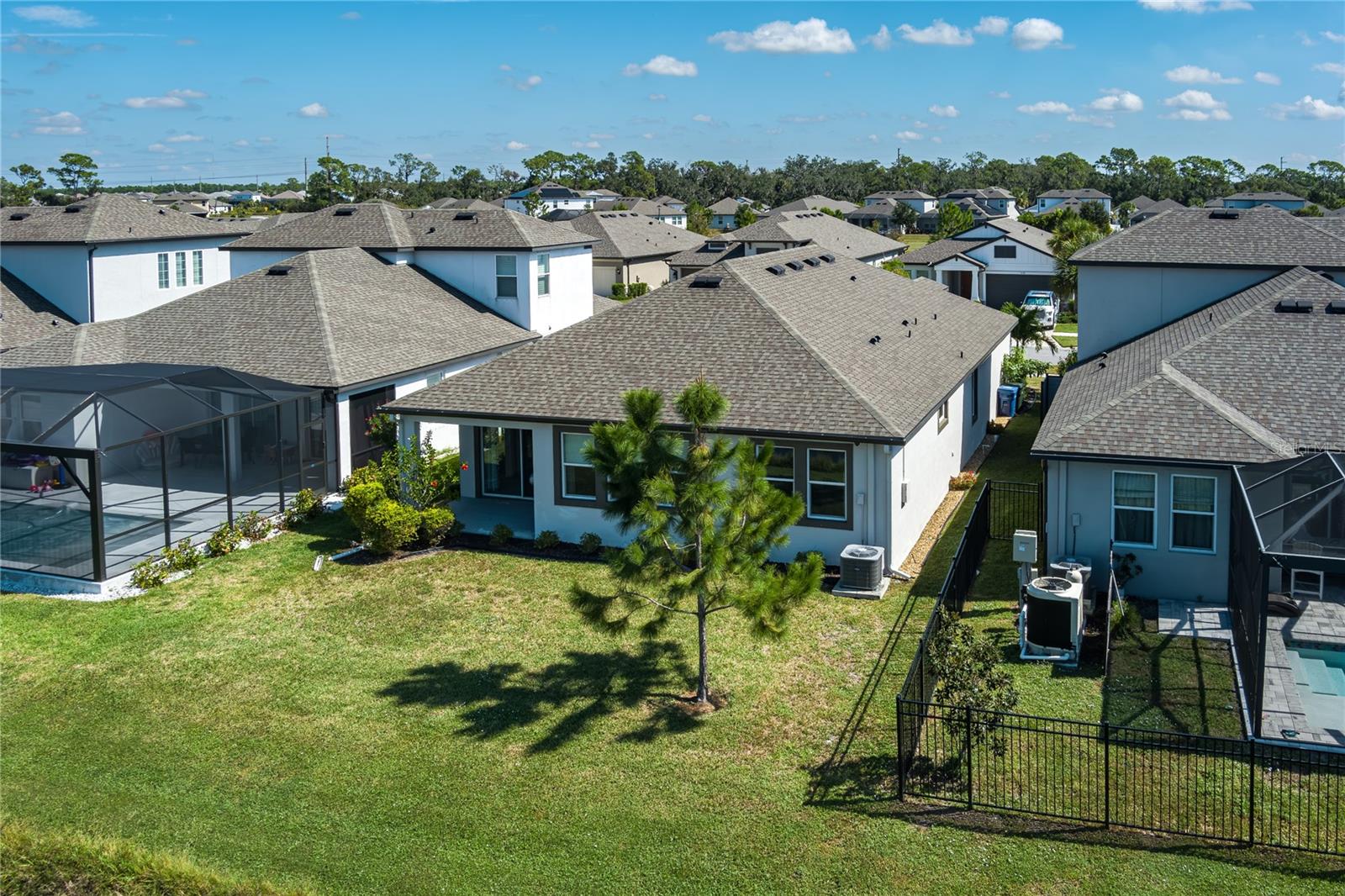 HIDDEN CREEK - Residential Lease