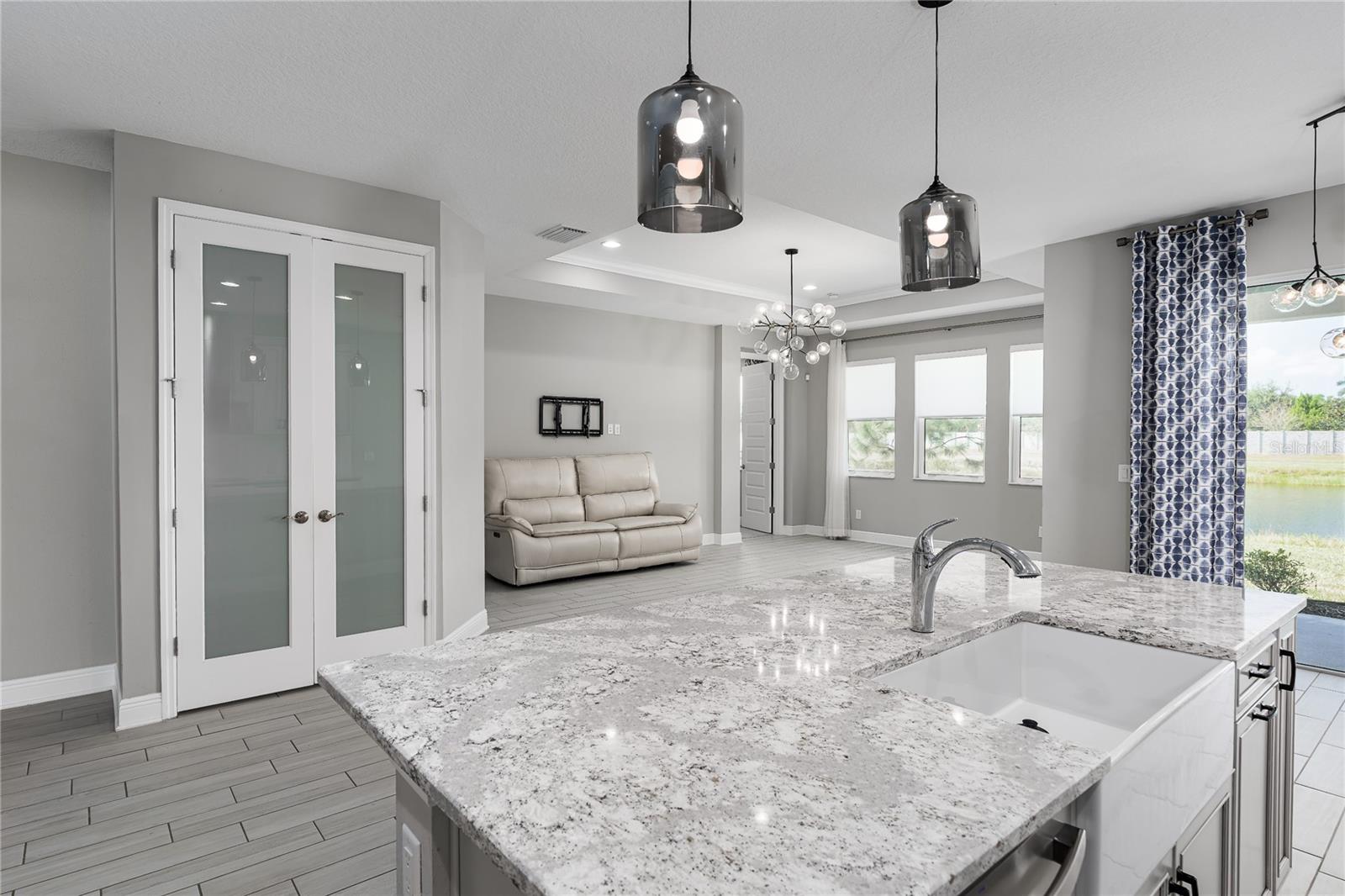 HIDDEN CREEK - Residential Lease