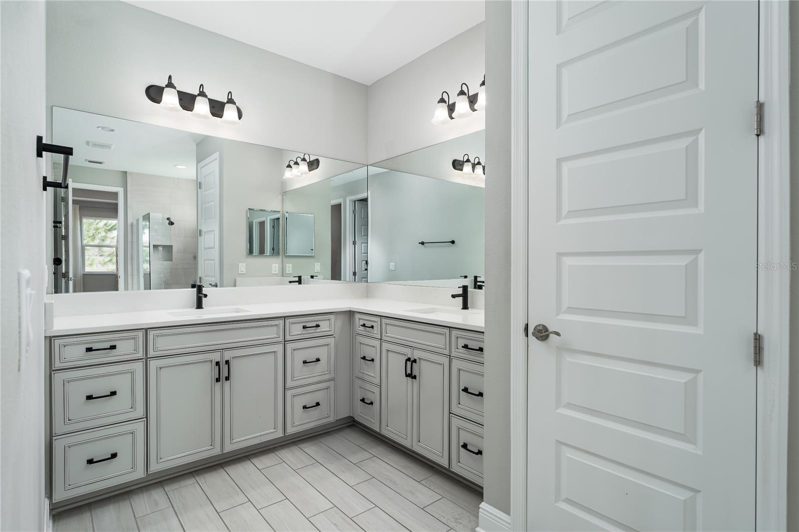 HIDDEN CREEK - Residential Lease