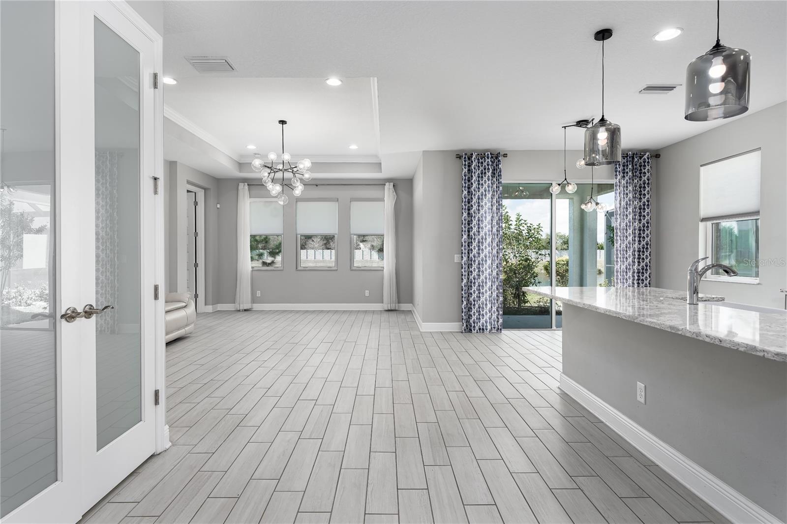 HIDDEN CREEK - Residential Lease