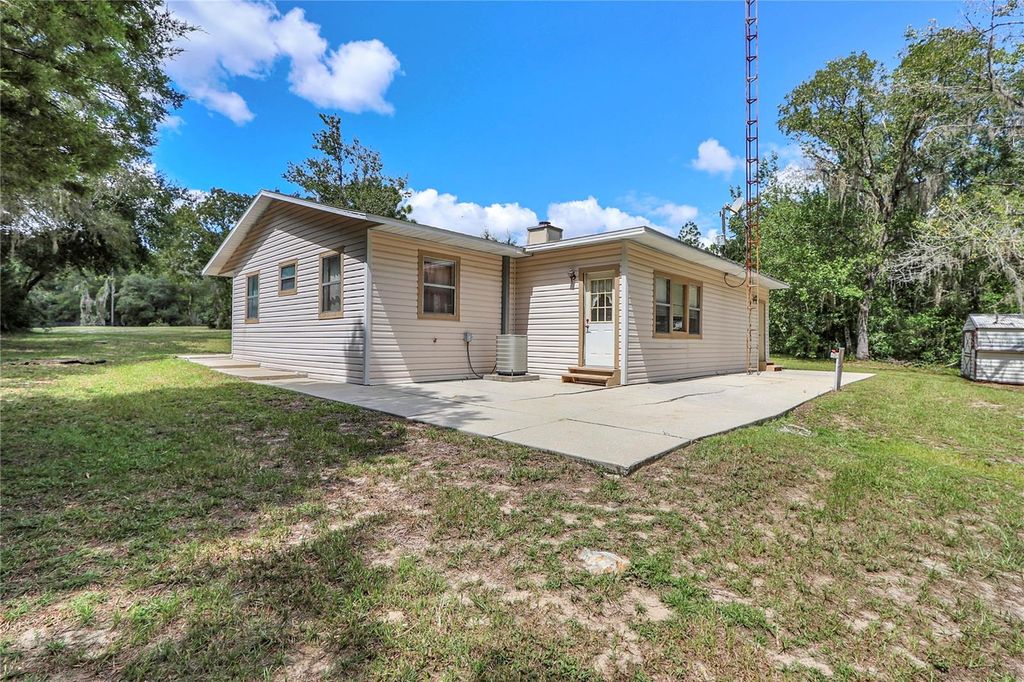 Photo of 5329 SW 191st Court, Dunnellon, FL 34432 (MLS # OM709825)
