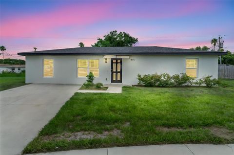 Photo of 845 Kenilworth Court, Titusville, FL 32780 (MLS # O6325276) Photo of 845 Kenilworth Court, Titusville, FL 32780 (MLS # O6325276)