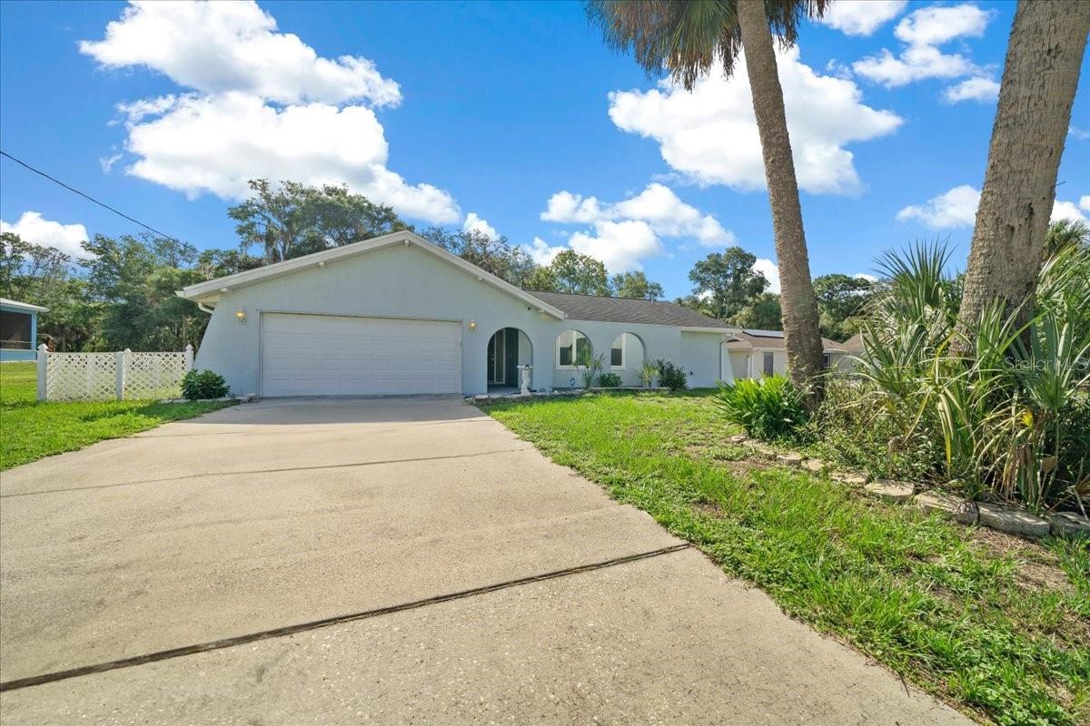 819 N COUNTRY CLUB DRIVE